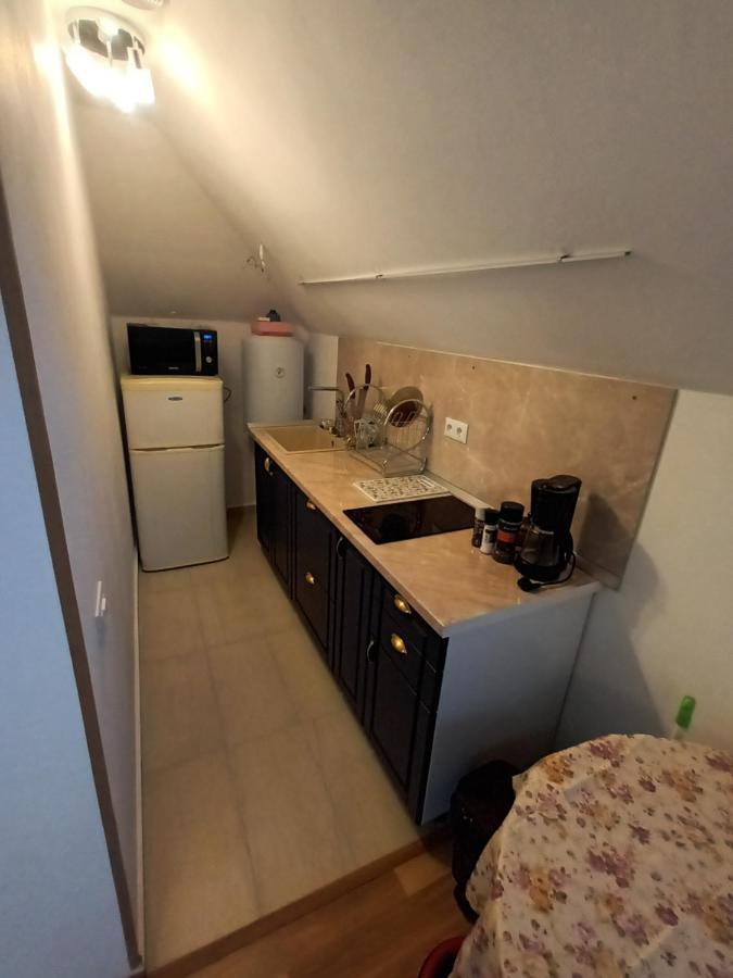 Cazare Adela Horezu Exterior foto